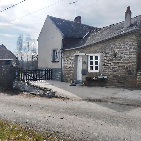 Gite Se Sentir Libre Crozant Kültér fotó